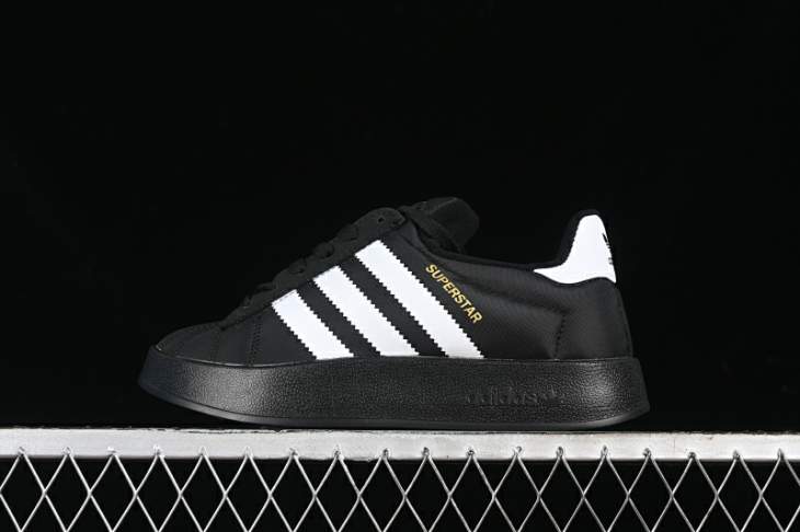 Picture of Adidas Samba _SKUfw18244023469324297fw